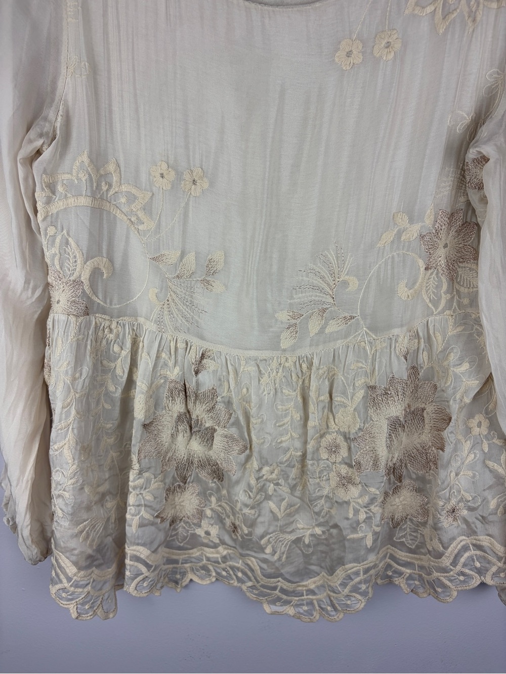 Angela Moda Italy Silk Embroidered Floral Boho Blouse Tunic Medium - Picture 4 of 16